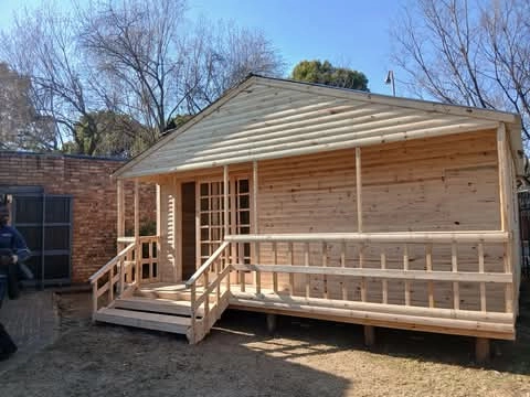 Wendy house — Montana